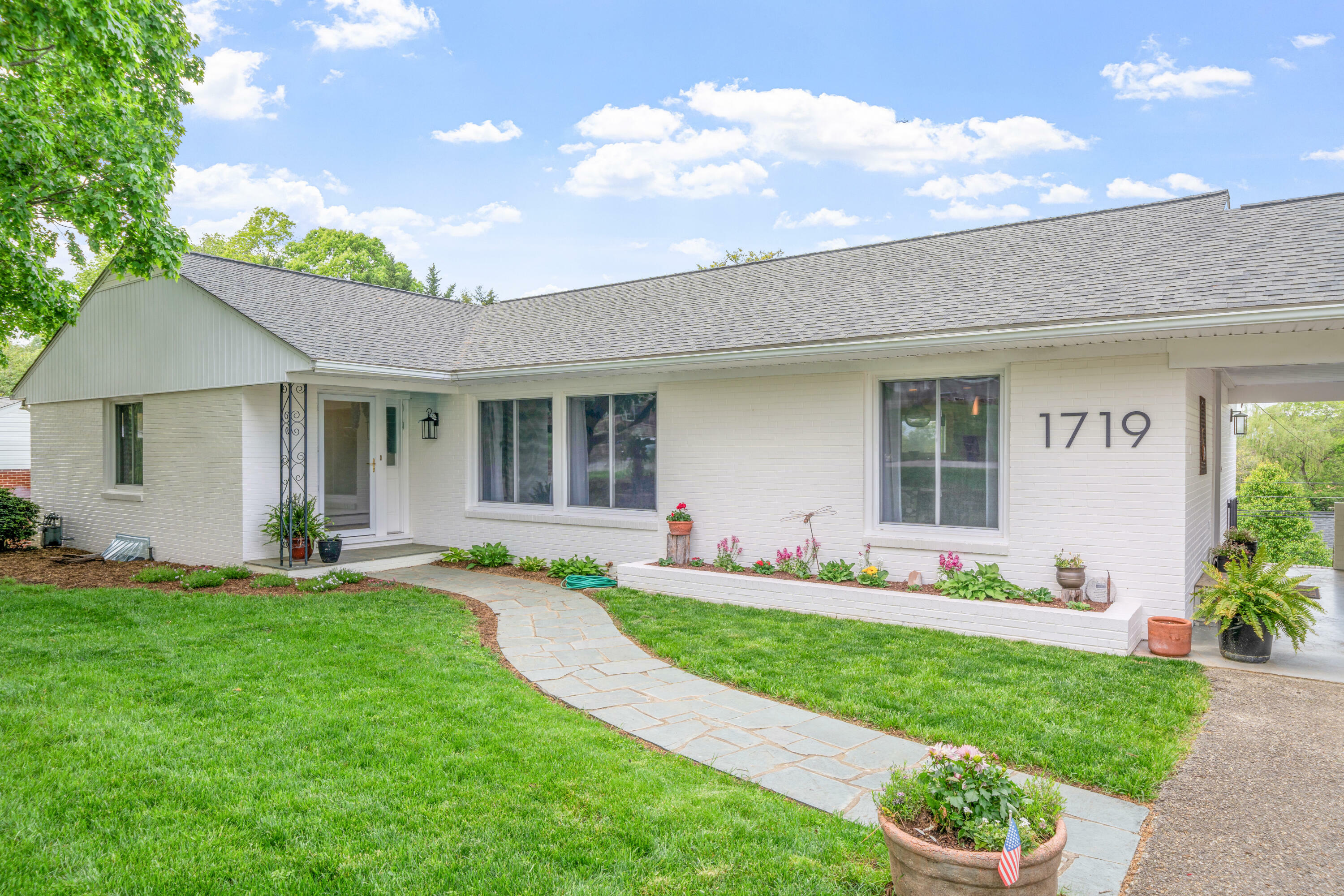 Property Photo: 1719 Blair Rd SW VA 24015