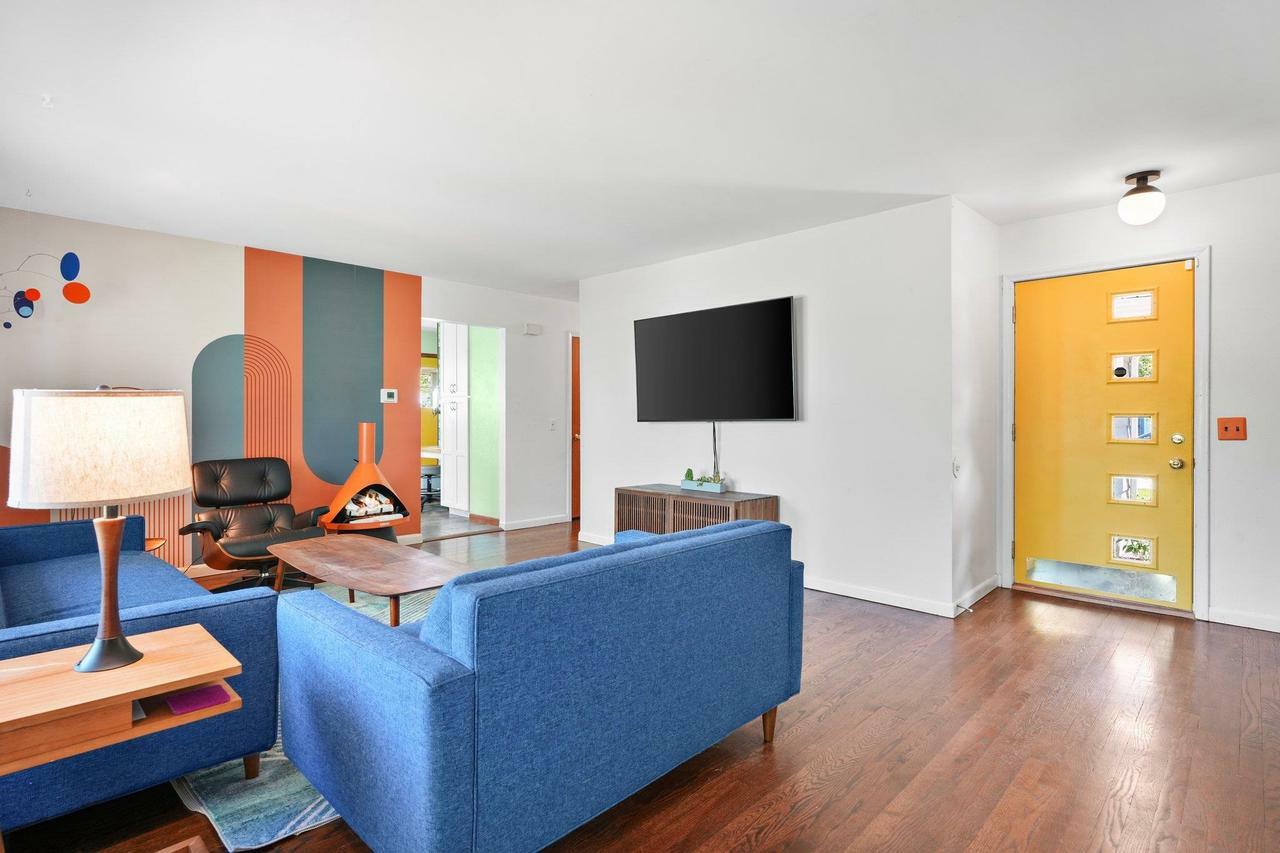 Property Photo: 632 North Harrison Street WI 53589