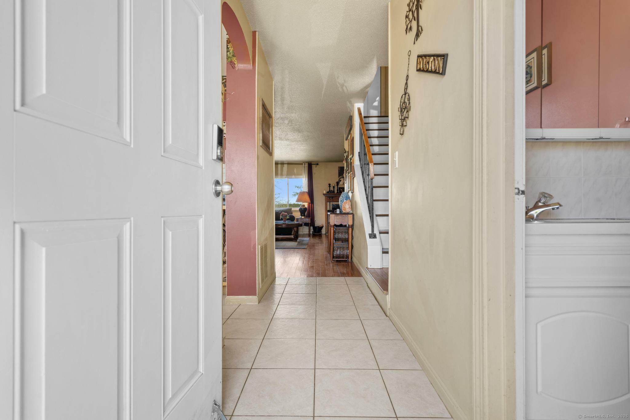 Property Photo: 215 Monticello Drive 215 CT 06405