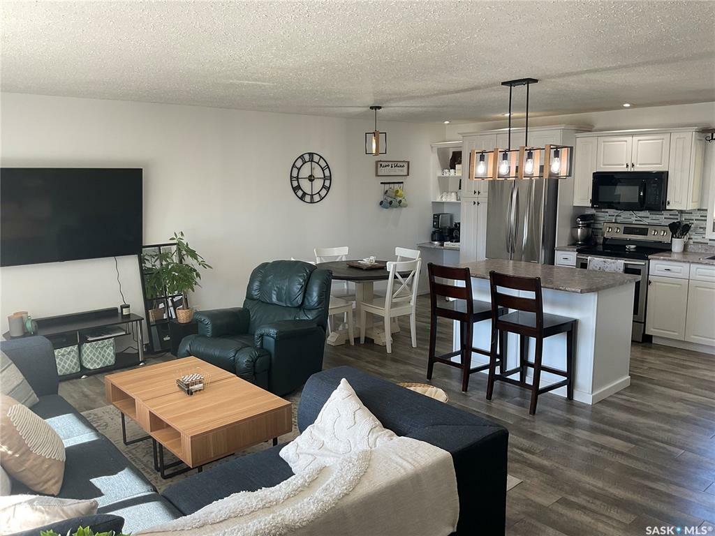 Property Photo: 212 7th Street S SK S0K 4P0