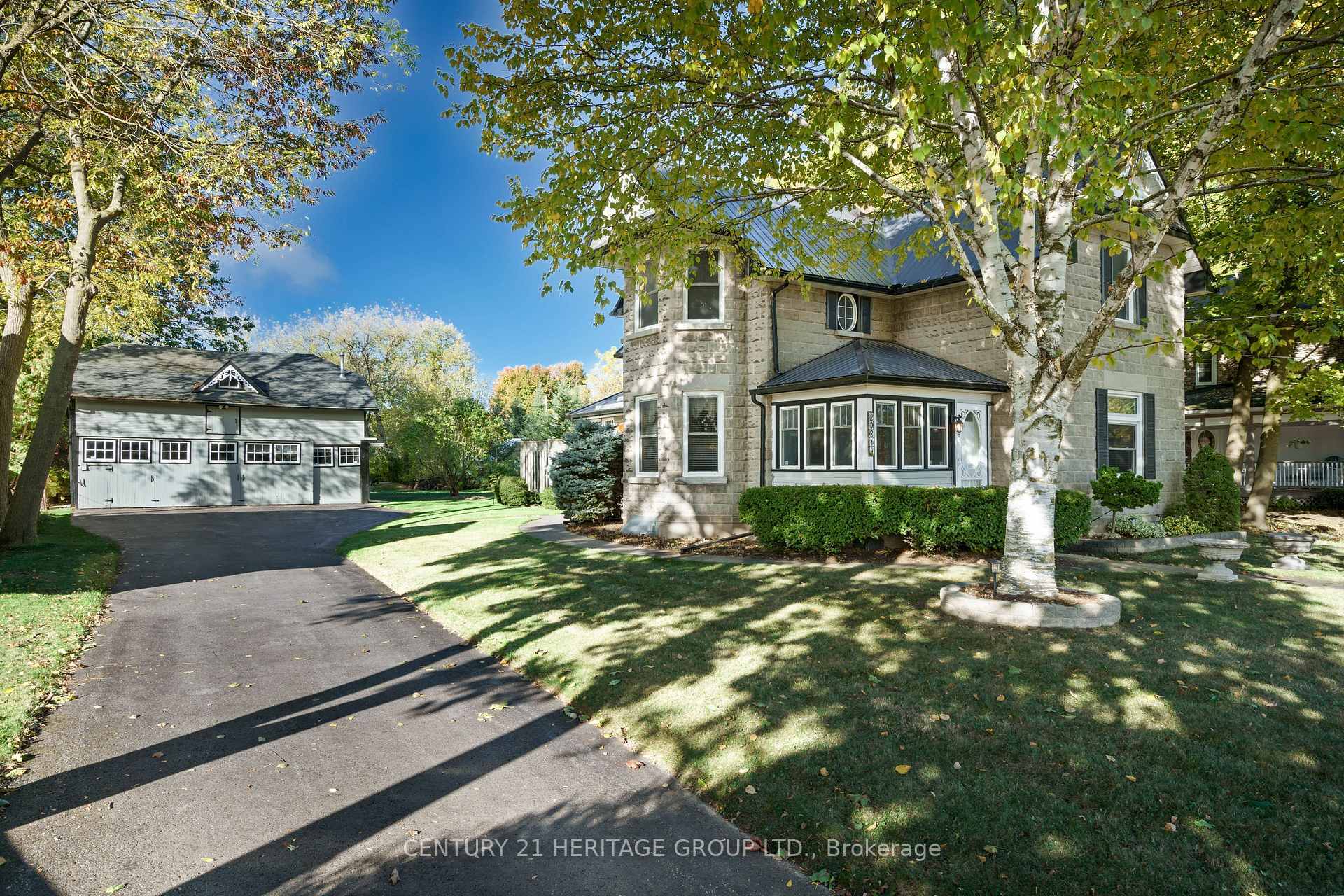 20314 Leslie Street  East Gwillimbury ON L0G 1R0 photo