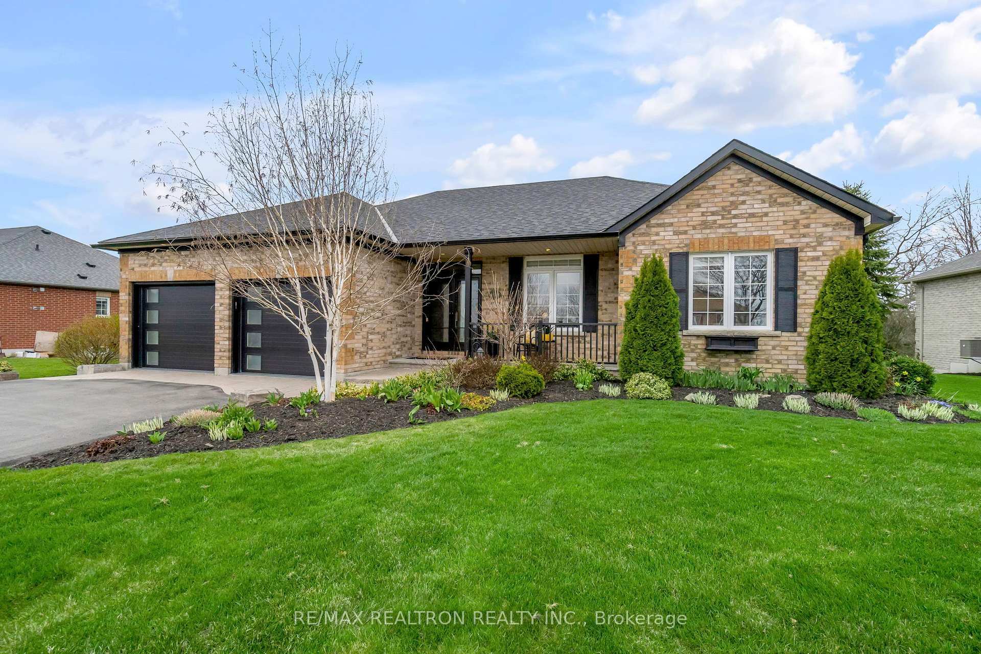 190 Southcrest Drive  Kawartha Lakes ON L0C 1G0 photo
