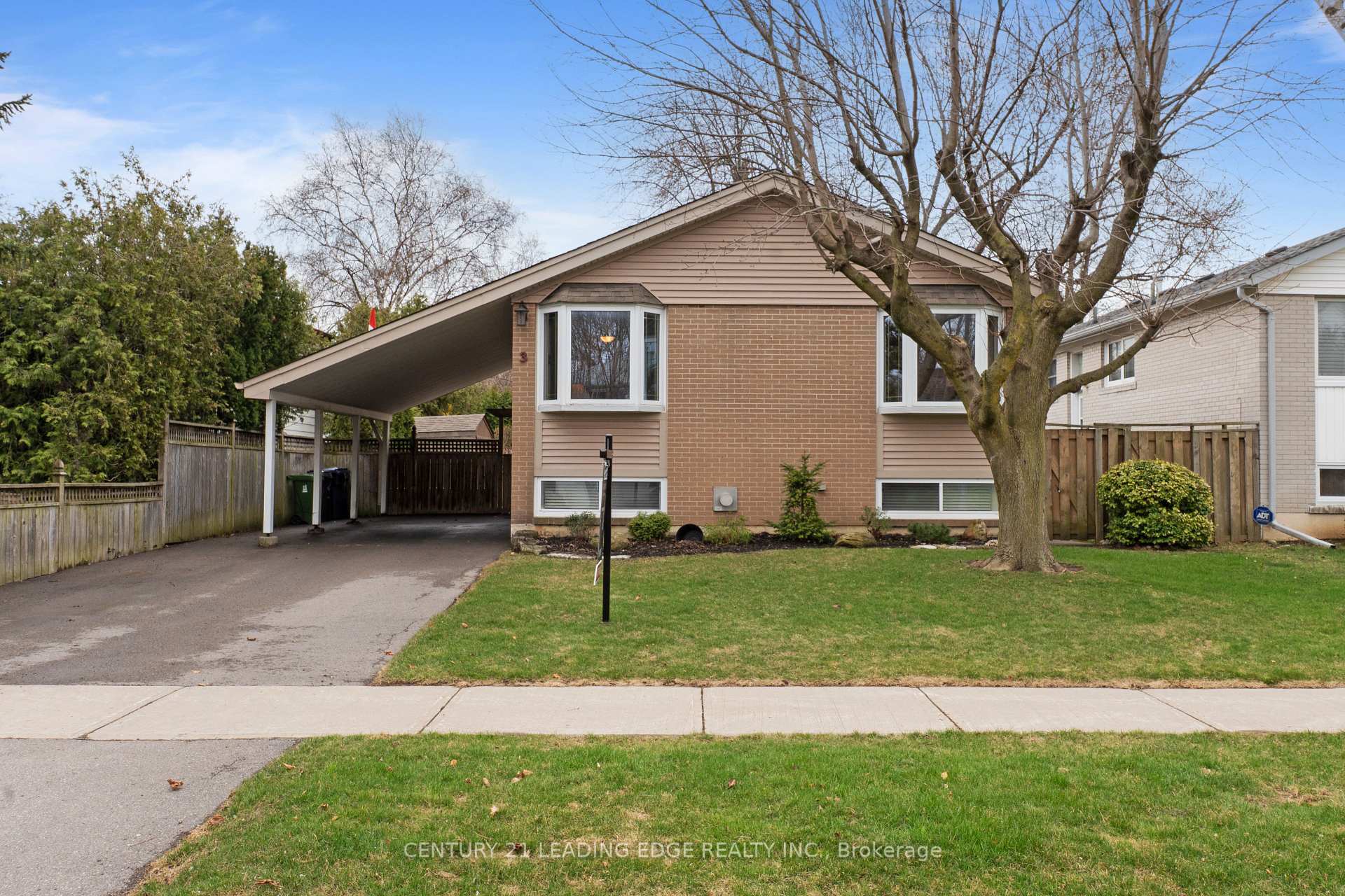 3 Bournville Drive  Toronto ON M1E 1C3 photo