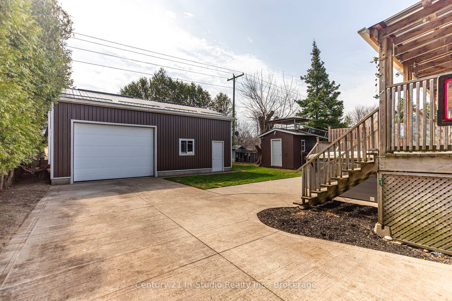 Property Photo: 311 Bricker Street ON N0H 2C1