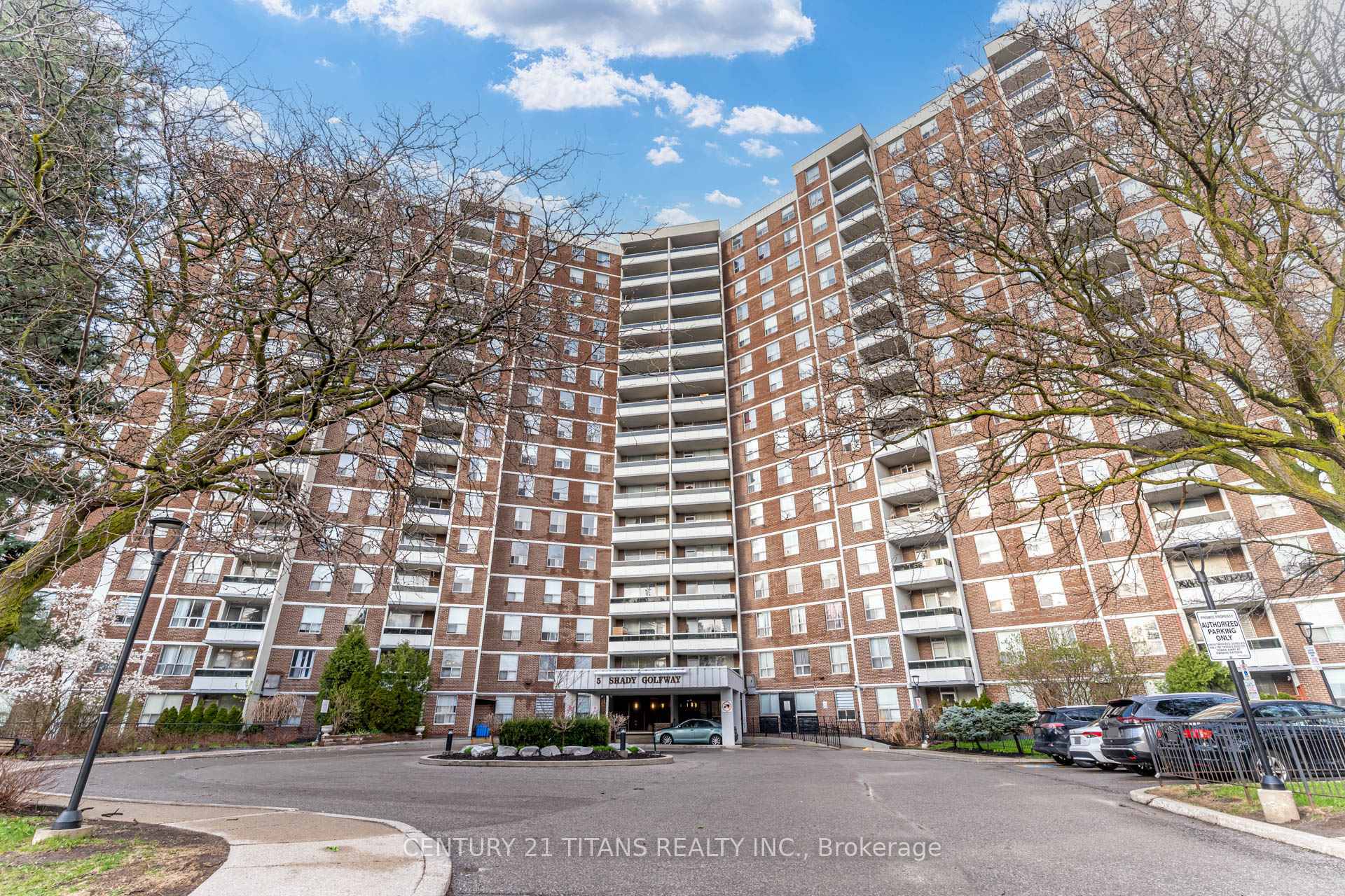 Property Photo: 5 Shady Golfway N/A 1510 ON M3C 3A5
