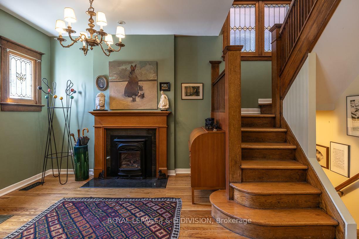 Property Photo: 26 Chicora Avenue ON M5R 1T6