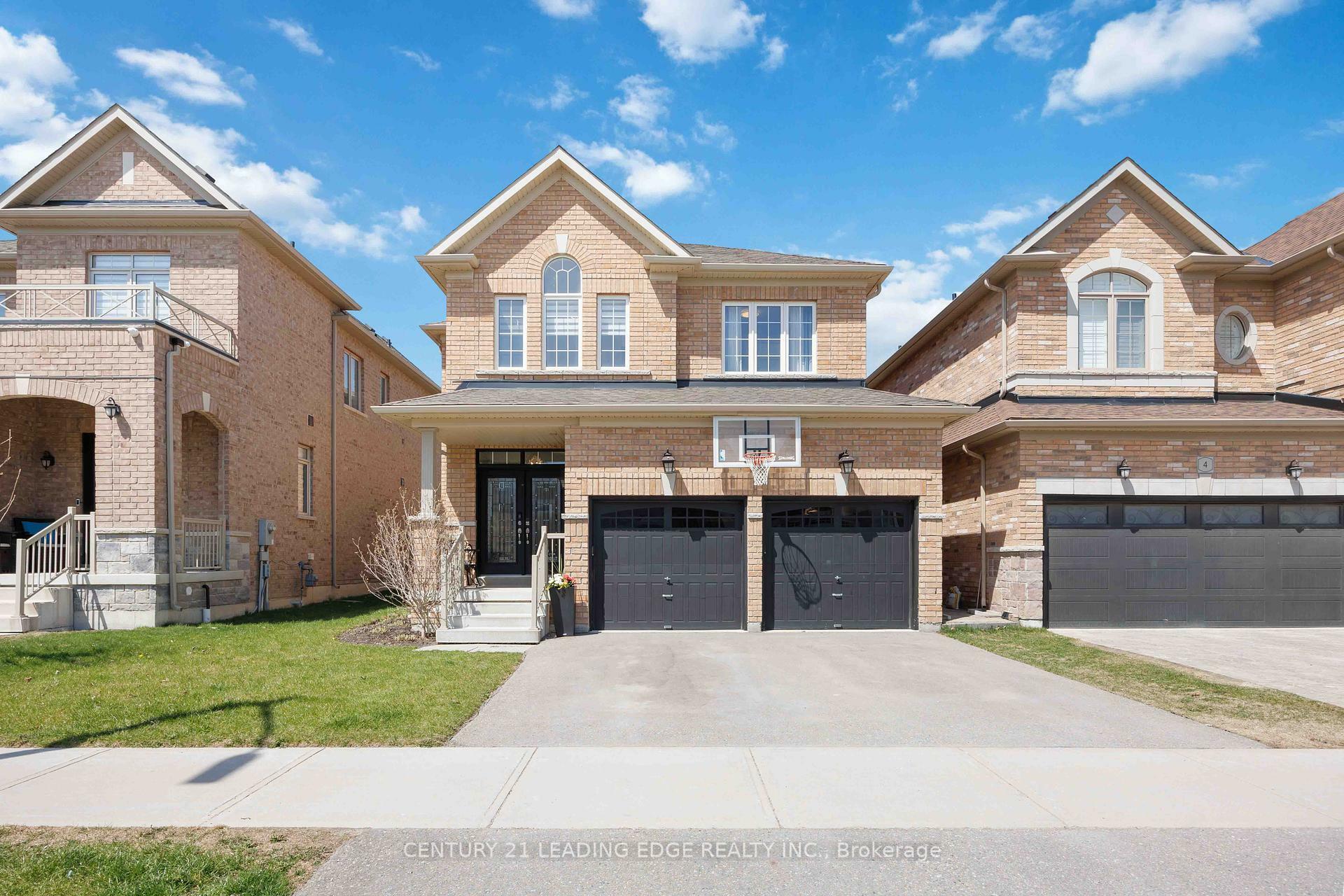 8 Tupling Street  Bradford West Gwillimbury ON L3Z 0W8 photo
