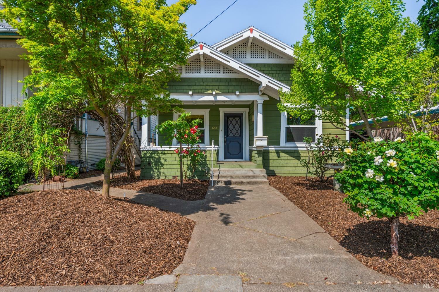 Property Photo: 651 King Street CA 95404