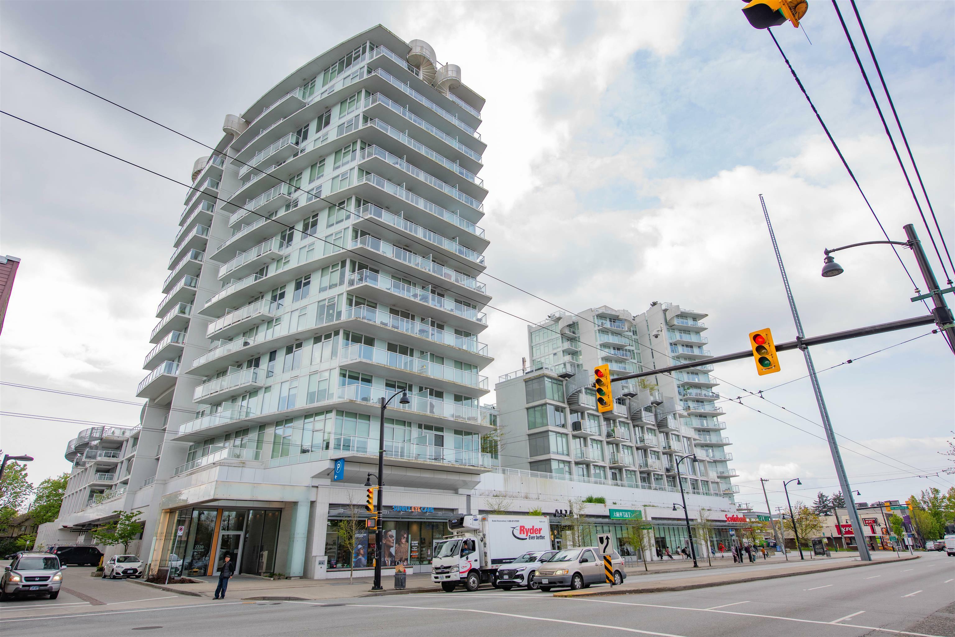 Photo de la propriété: 2220 Kingsway 1703 BC V5N 2T7