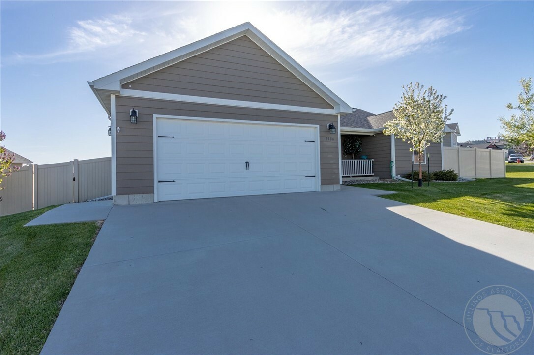 Property Photo: 2986 W Copper Ridge Lp MT 59106