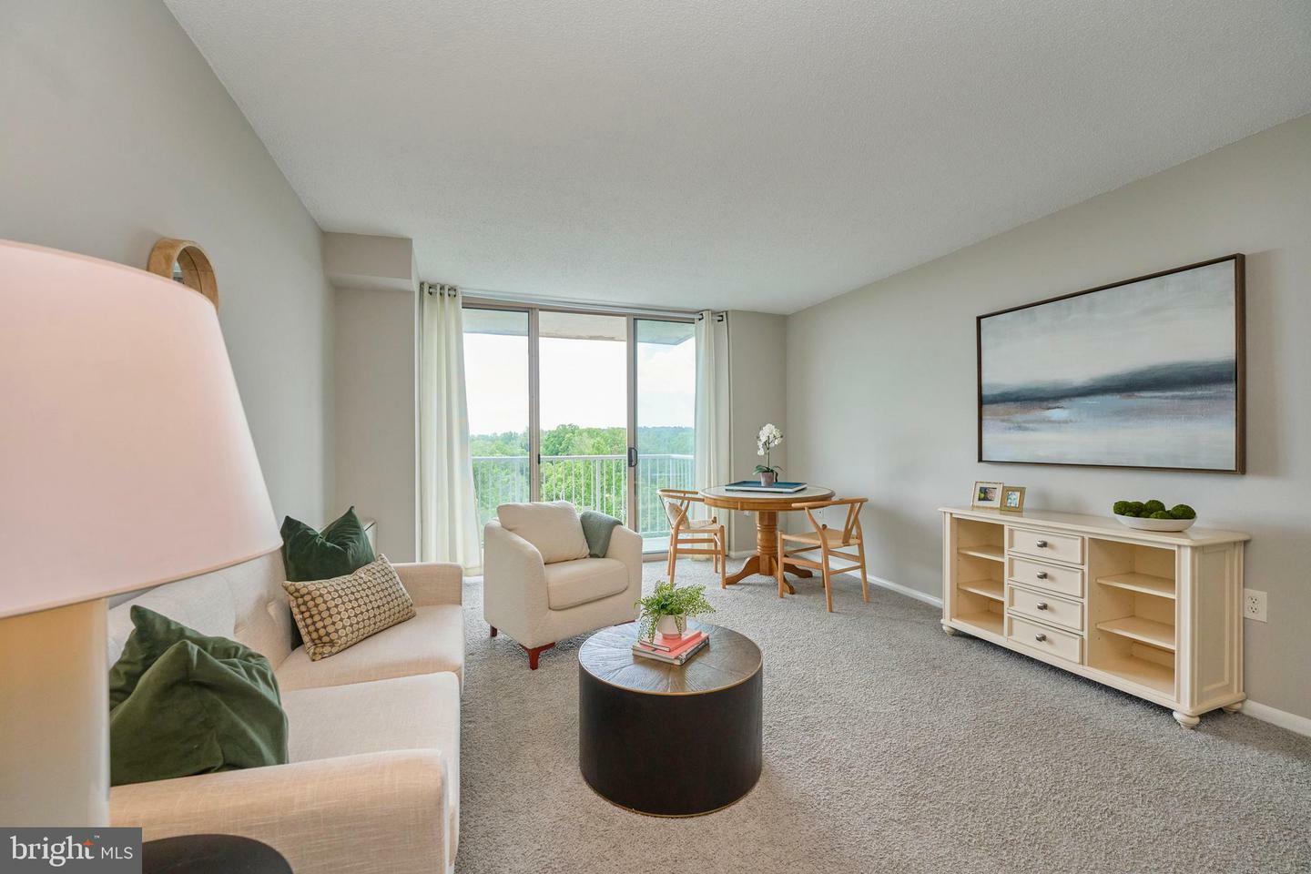 Property Photo: 2500 N Van Dorn Street 1110 VA 22302