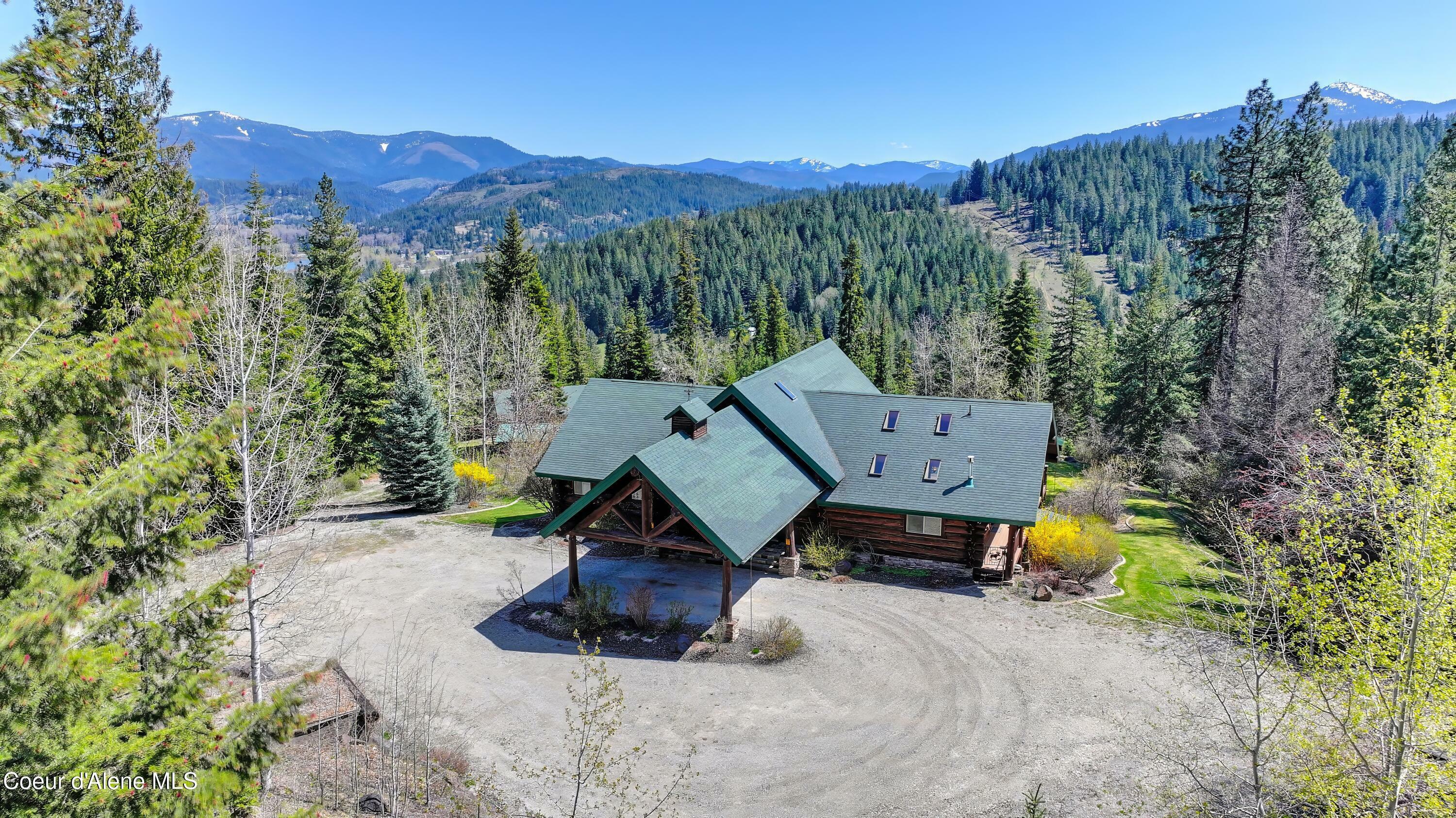 Property Photo:  122 Makridge Lane  ID 83839 