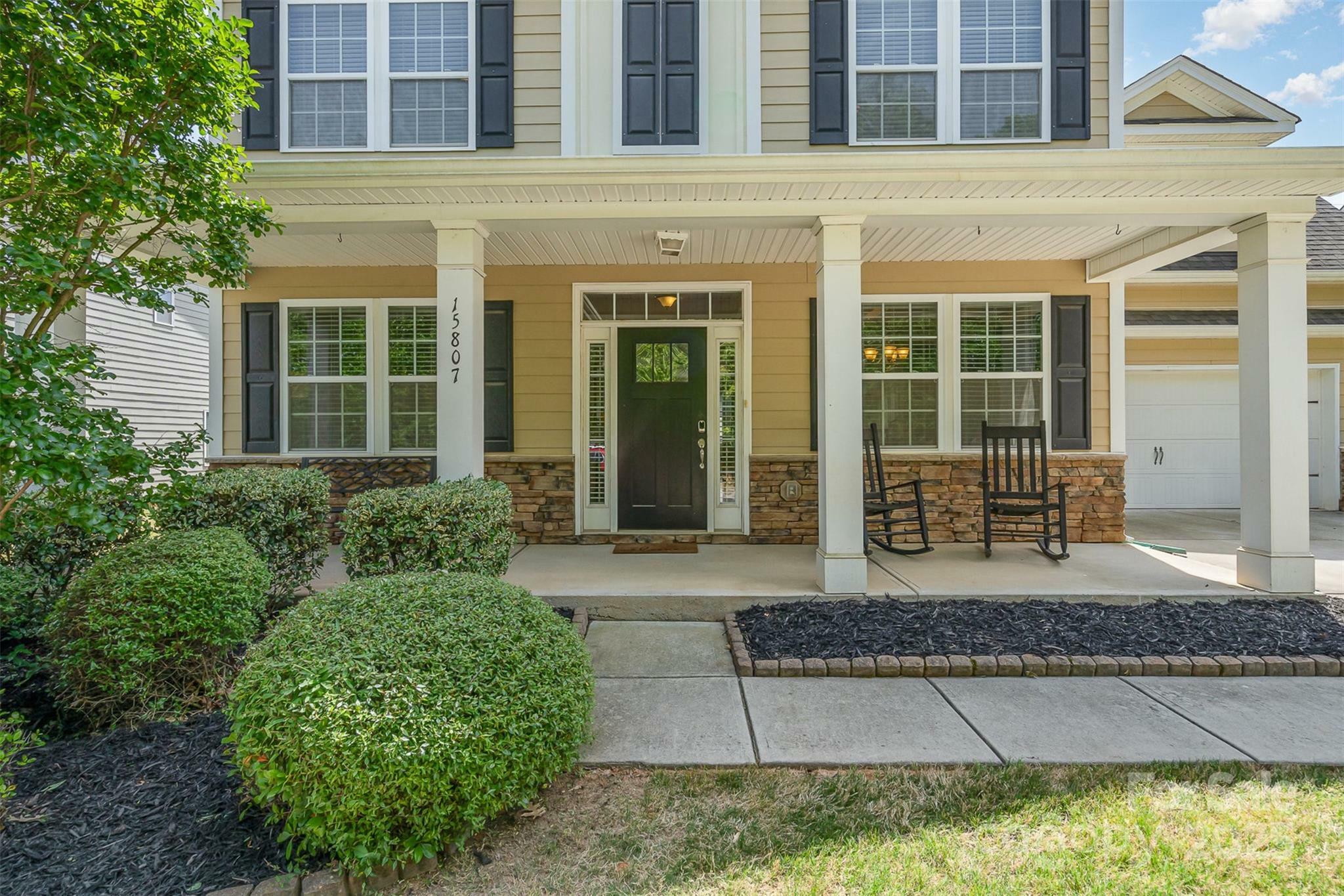 Property Photo: 15807 Foreleigh Road NC 28078