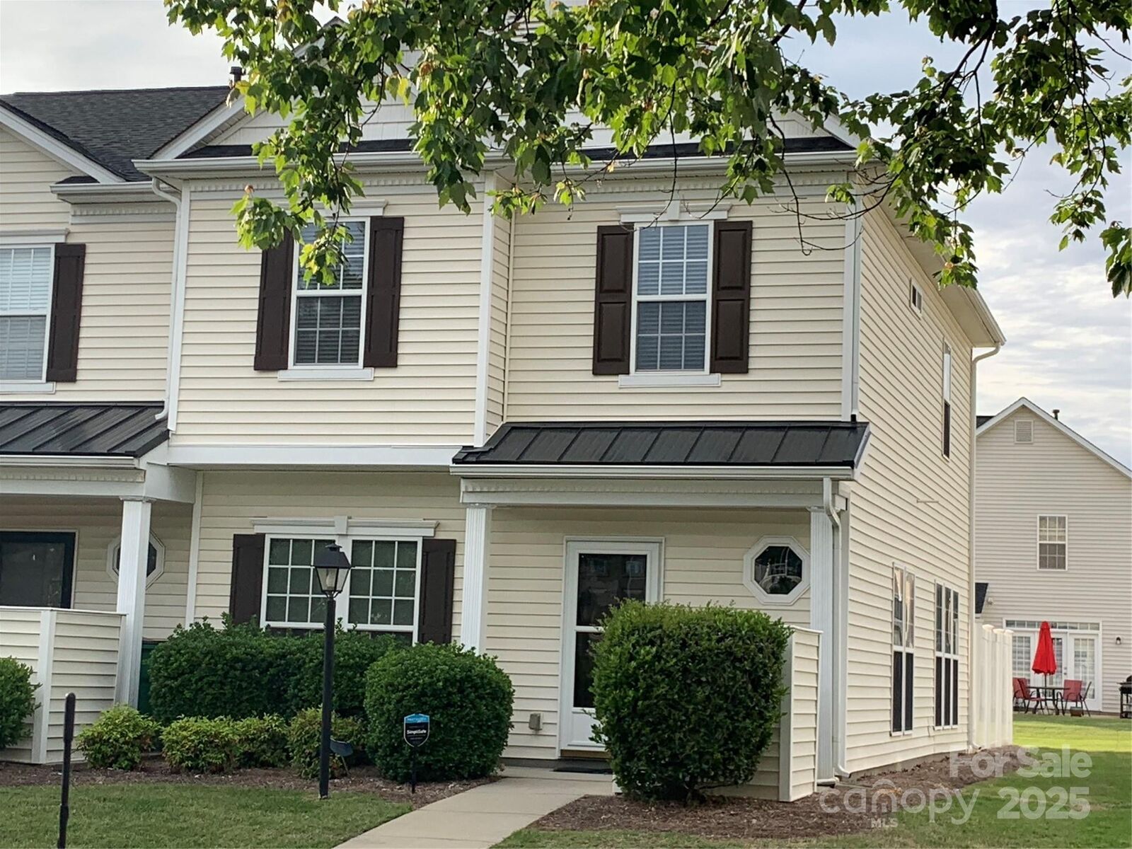 Property Photo: 11622 Lioness Street NC 28273