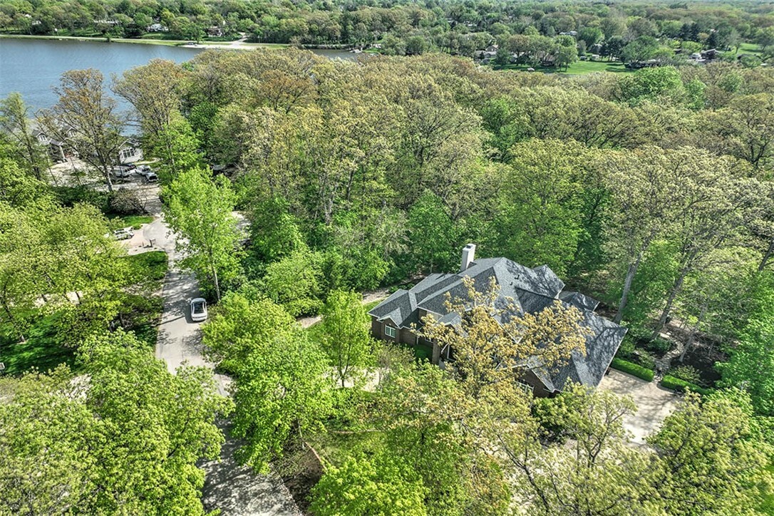 Property Photo: 4140 South Lake Court IL 62521