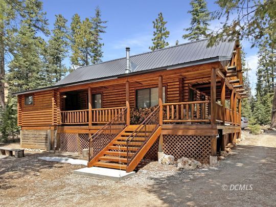 Property Photo: 3955 N Moccasin Ln UT 84762