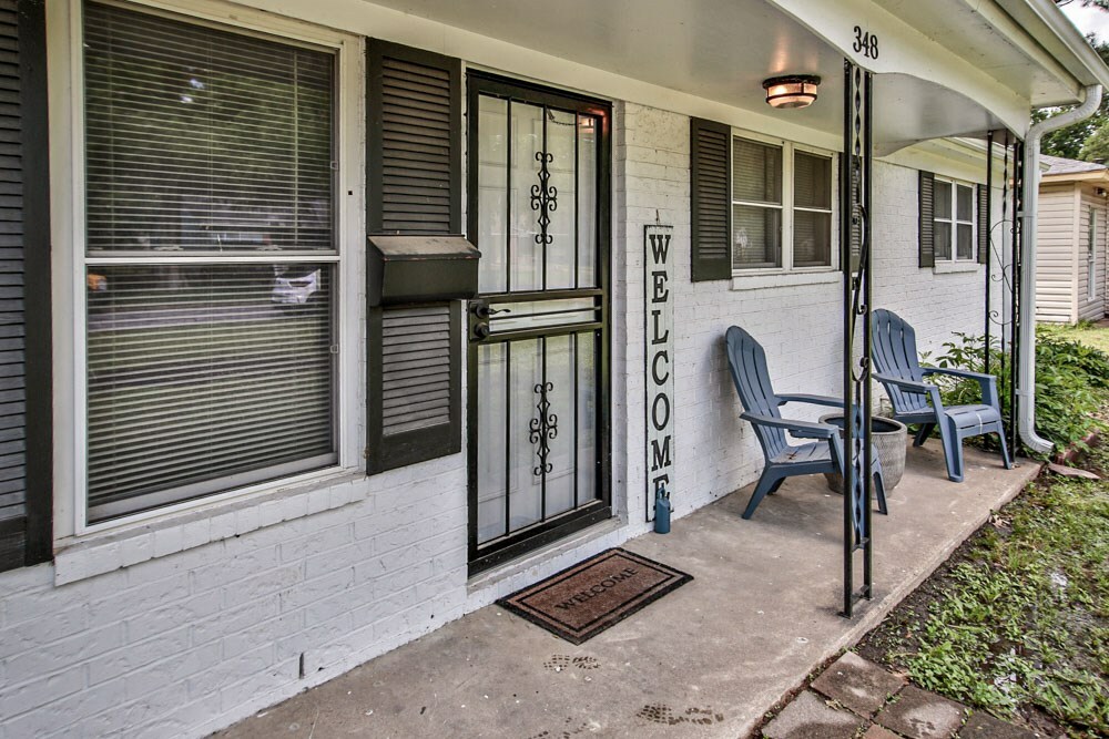 Property Photo: 348 Redwood Cove AR 72364