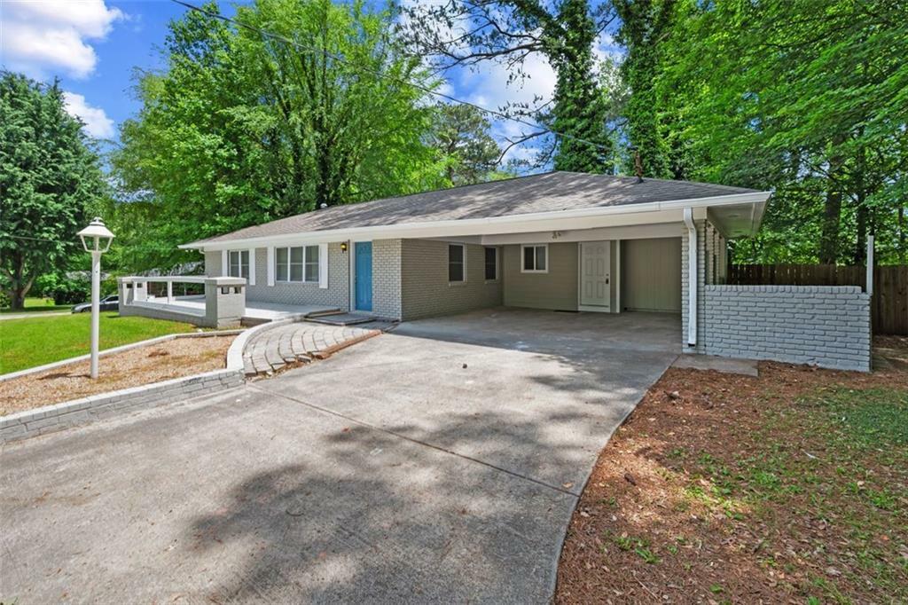 Property Photo: 1640 Fairburn Road SW GA 30331