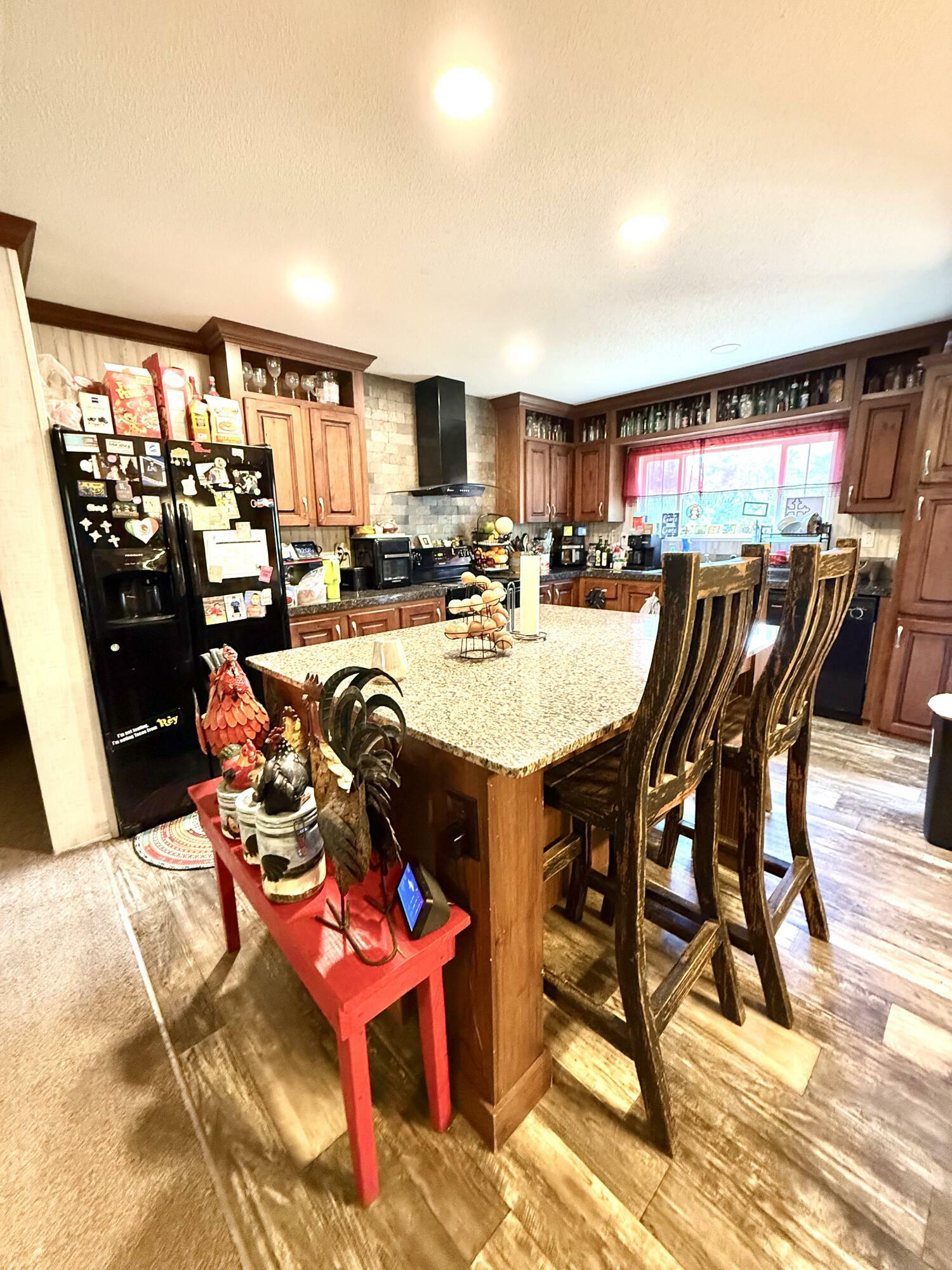 Property Photo: 2390 E Quail Court GA 30815