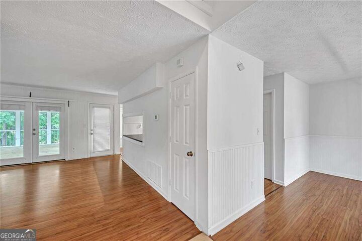 Property Photo: 4440 Coventry Court NE GA 30075
