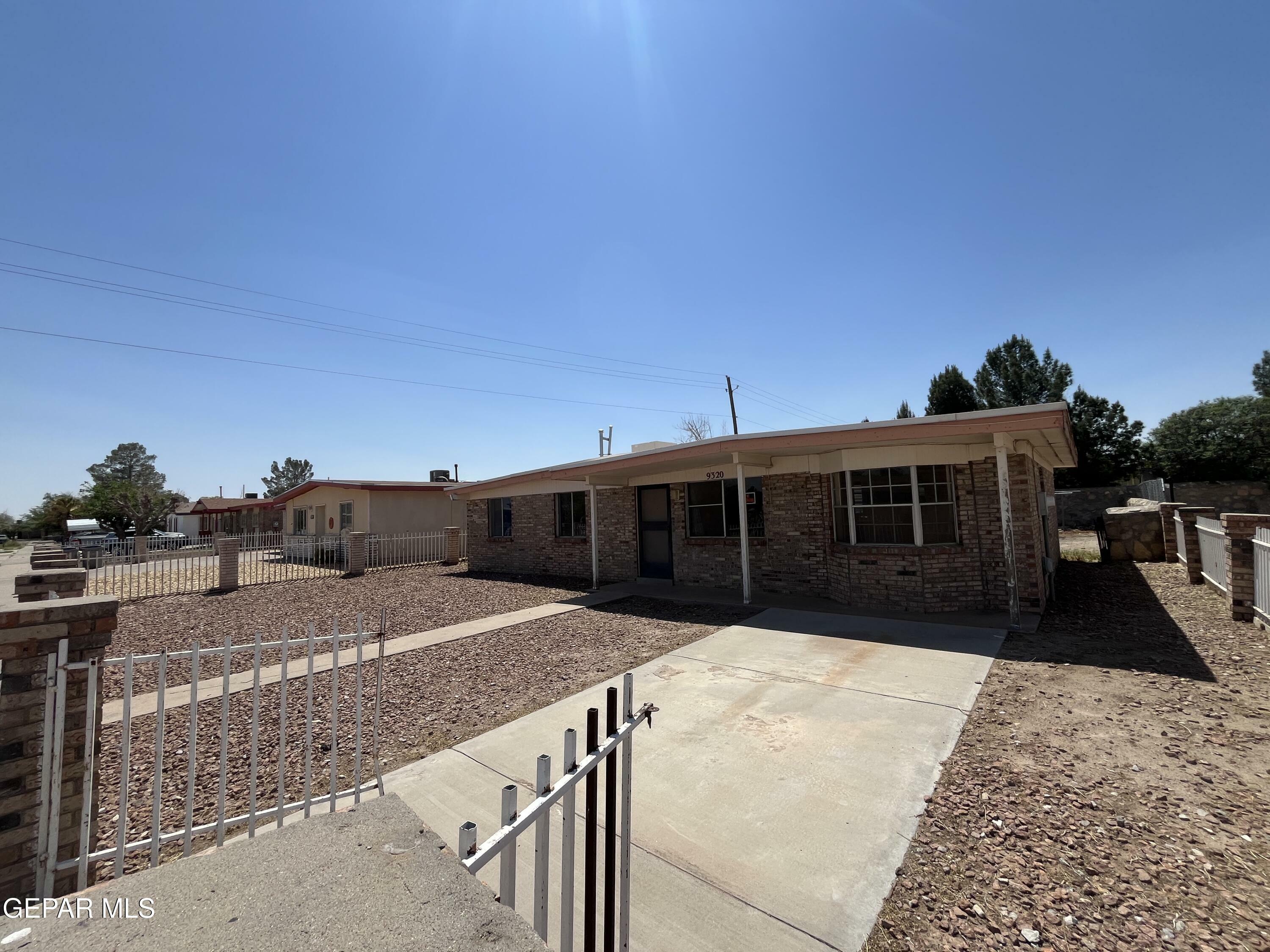 Property Photo: 9320 Yorktown Way TX 79907