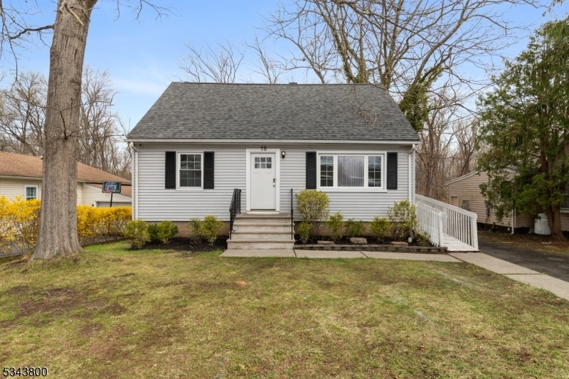 Property Photo:  18 Lake Shore Dr  NJ 07034 