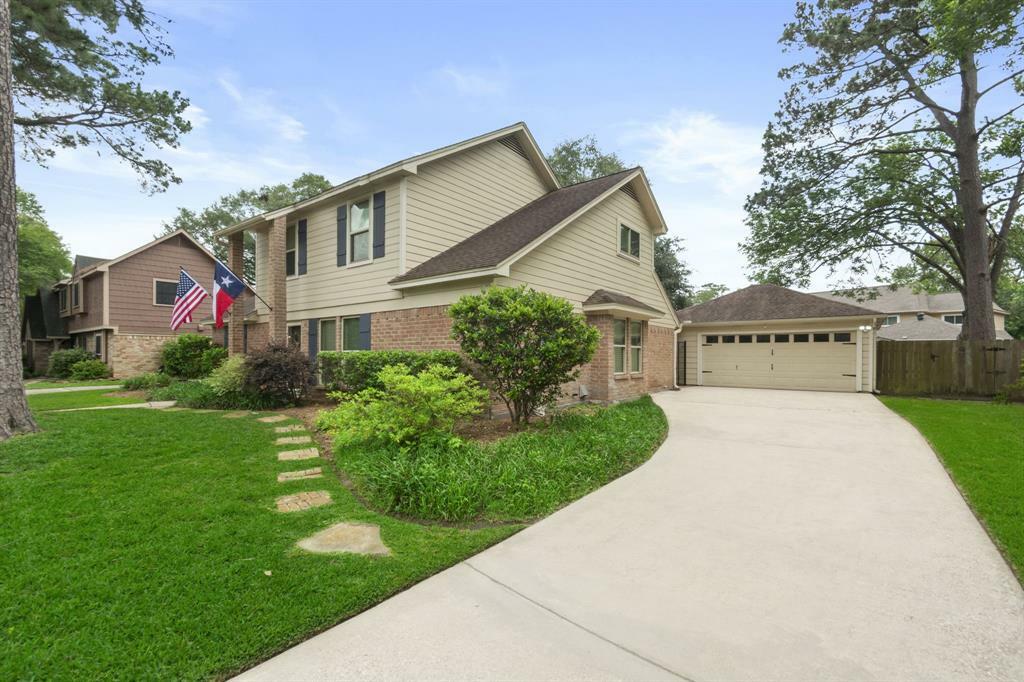 Property Photo: 20203 Hickory Wind Dr TX 77346