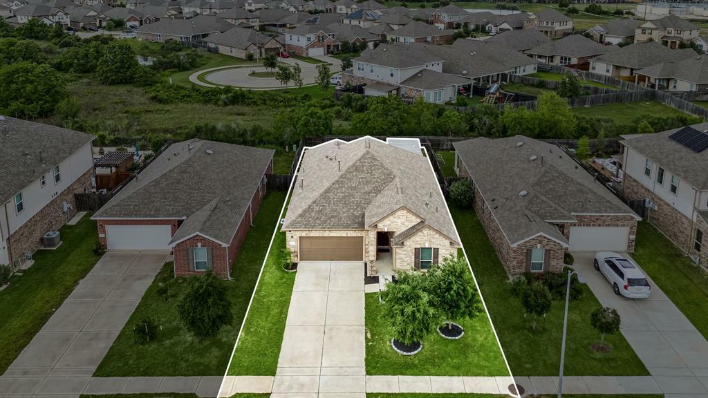 Property Photo: 28422 Aubrey Orchard Lane TX 77494