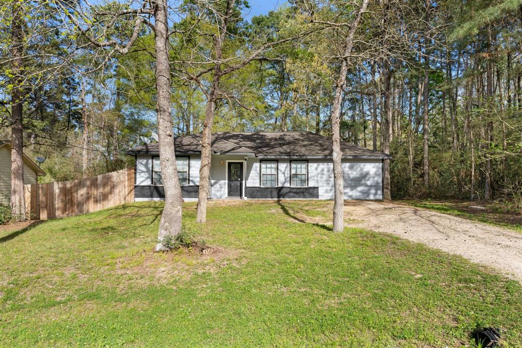 Property Photo: 2375 Shadow Lane TX 77316