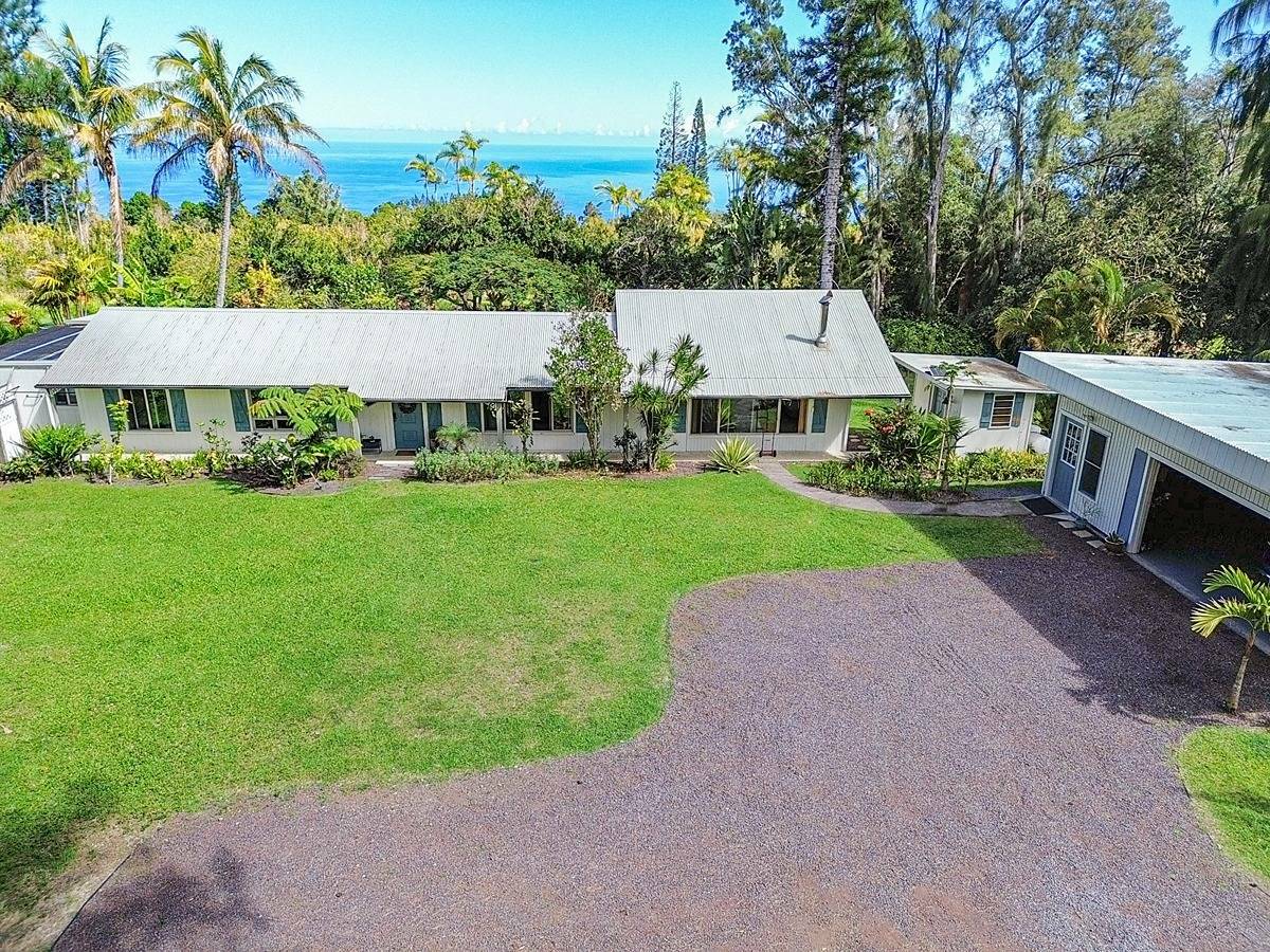 Property Photo: 44-2848 Kalopa Mauka Rd HI 96727