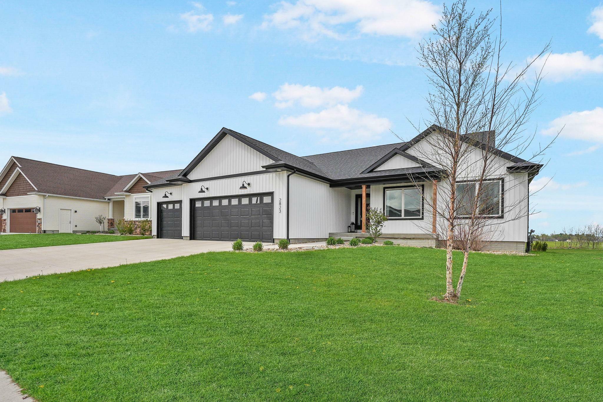 Property Photo: 2823 Arbor Ridge Road IA 50613