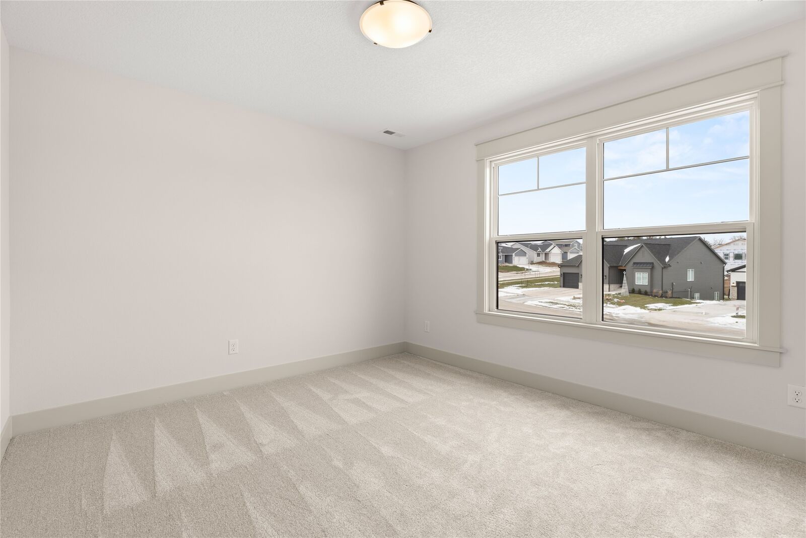 Property Photo: 426 Stillwater Court IA 50265