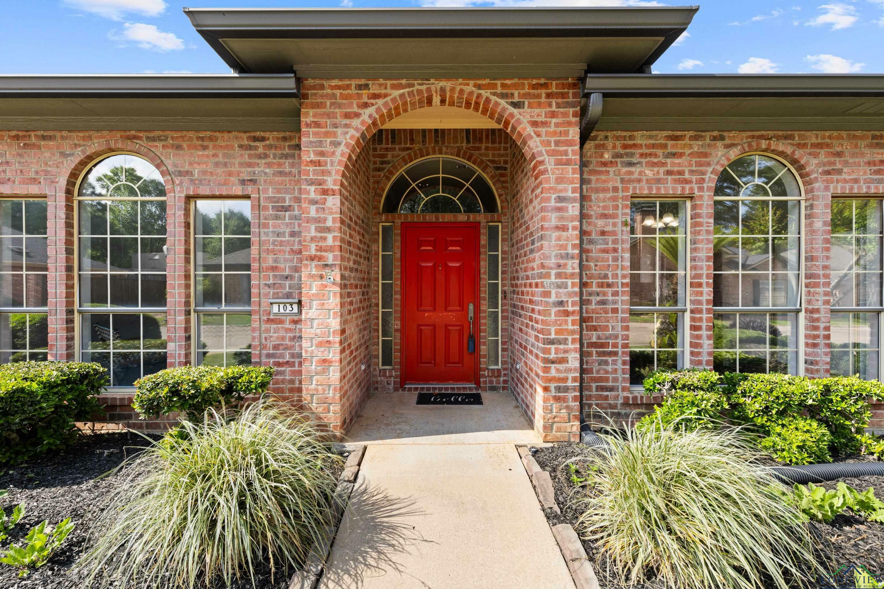 Property Photo: 103 Village Green Ln TX 75605