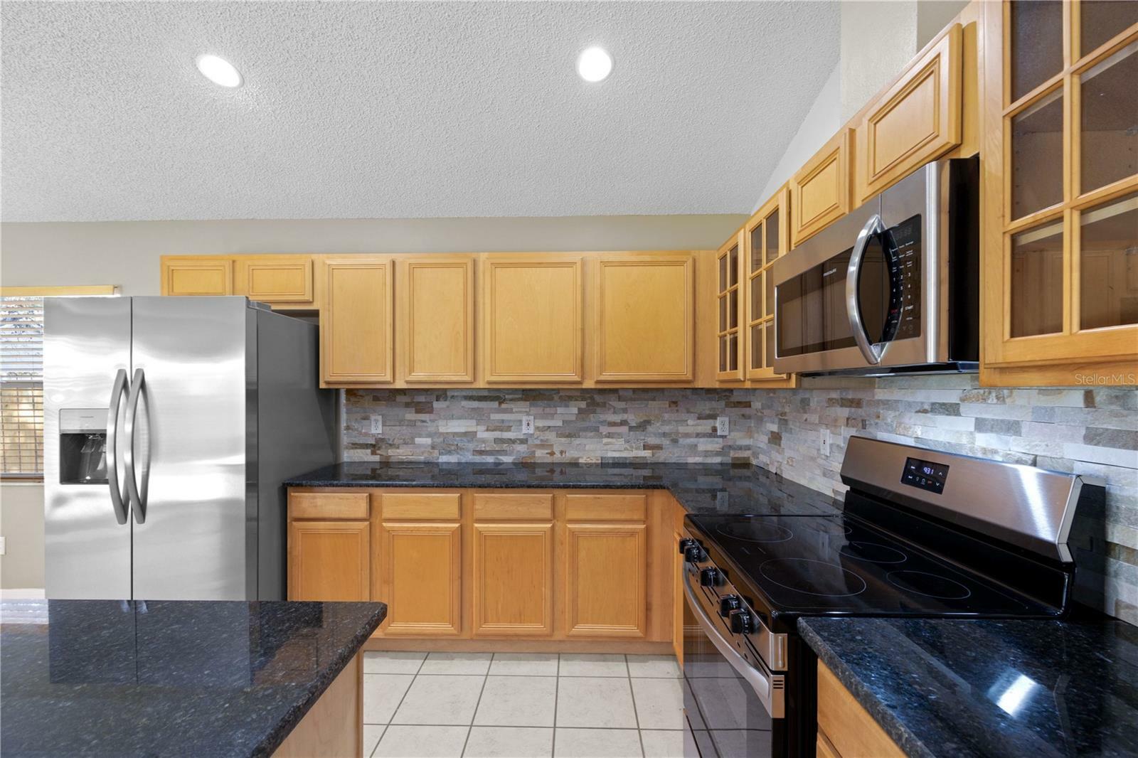 Property Photo: 9545 Southern Garden Circle FL 32714