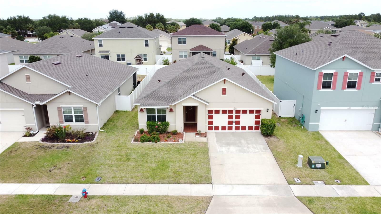 Property Photo: 3690 Maidencain Street FL 34714