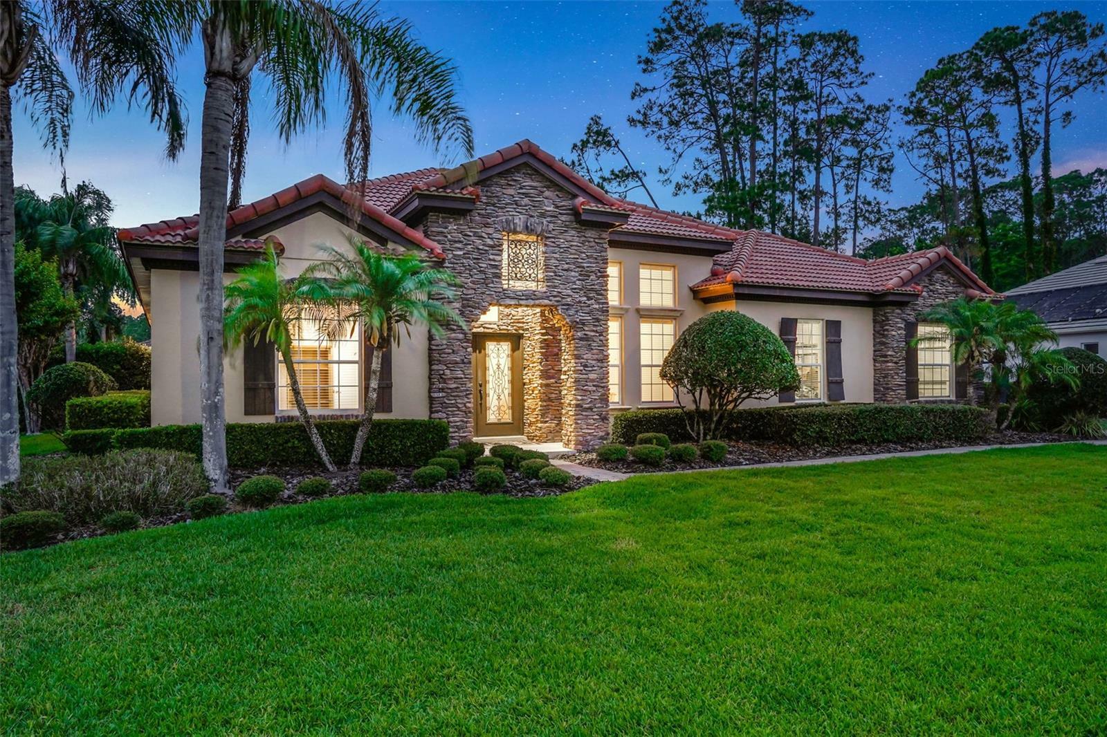 Property Photo: 914 Sweetgum Valley Place FL 32746