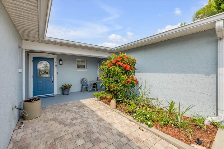 Property Photo: 34 Richmond Drive FL 32169
