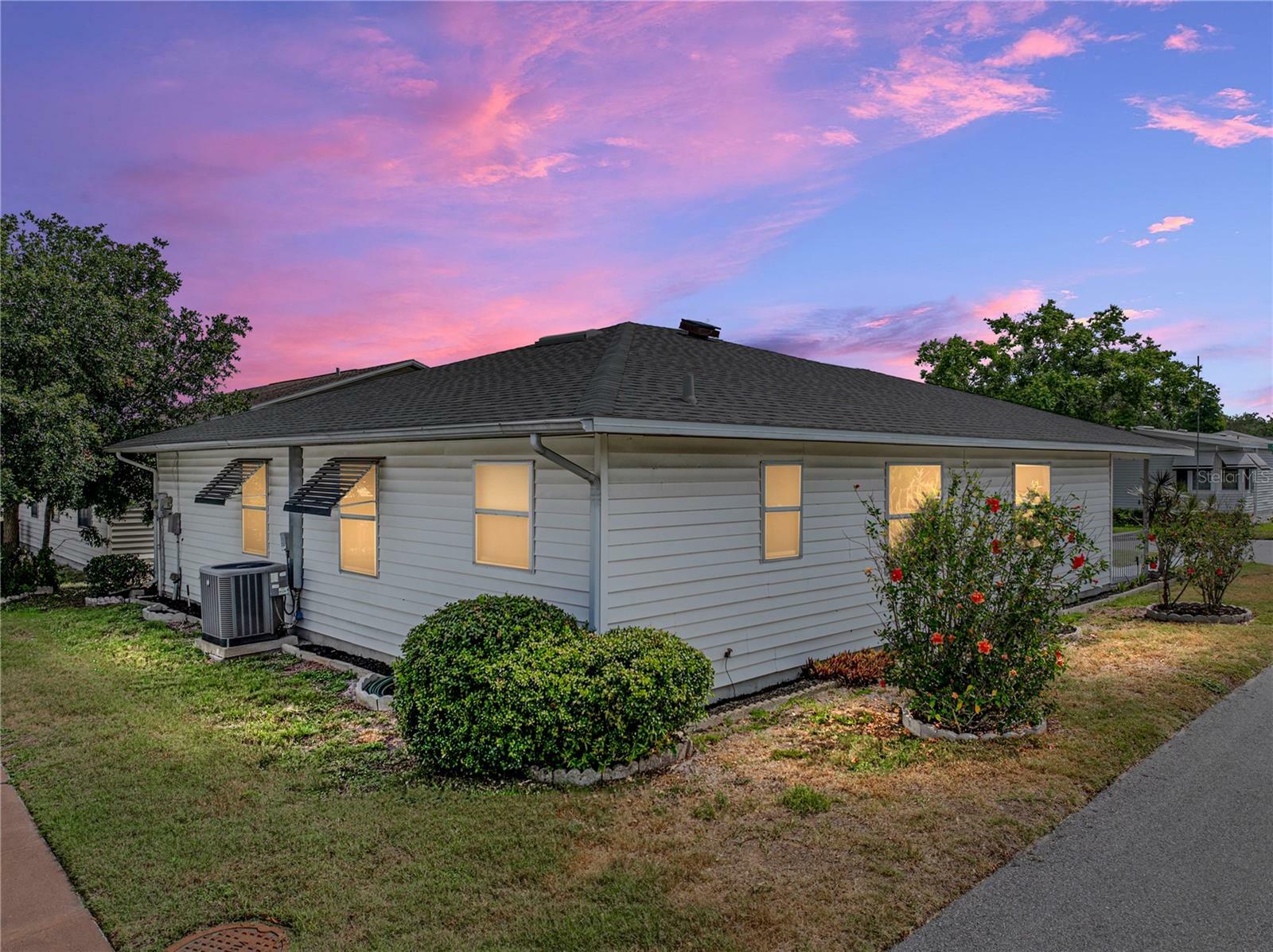 Property Photo: 4965 Goldenview Lane FL 33811