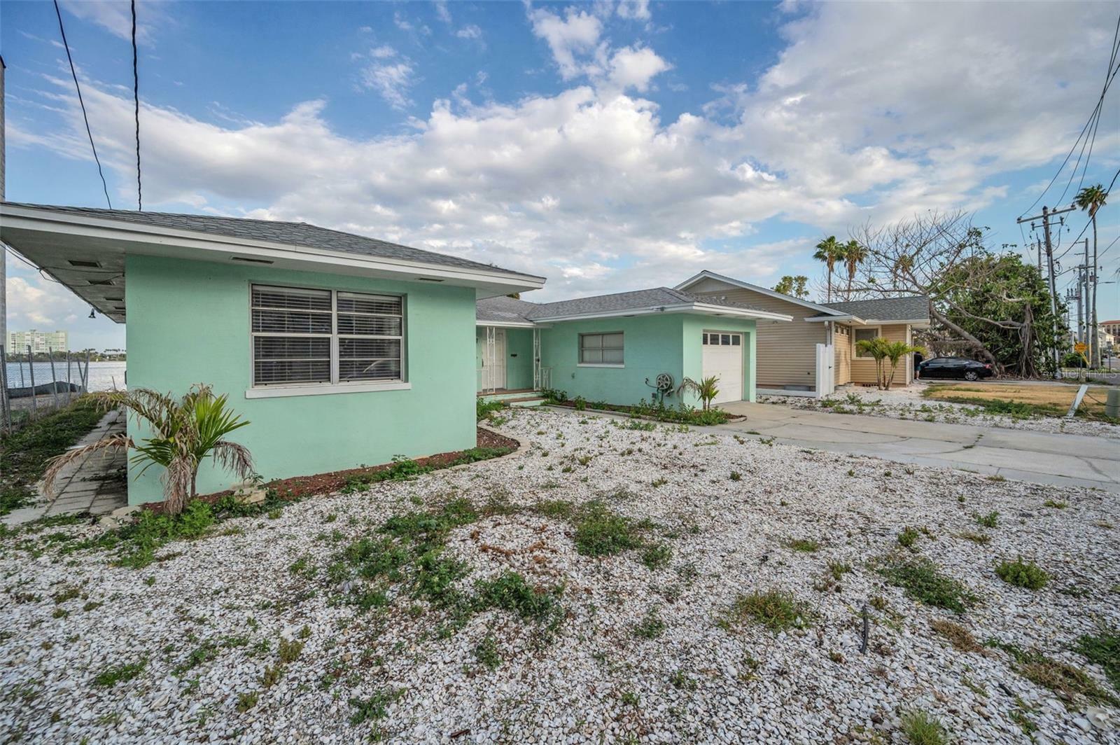 Property Photo: 94 Devon Drive FL 33767