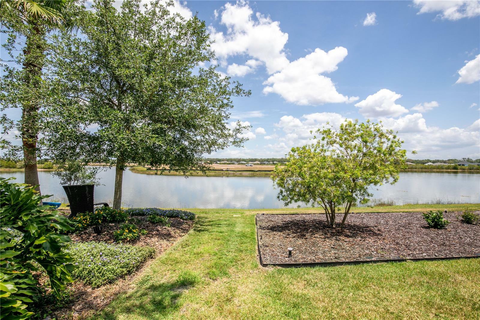 Property Photo: 8664 Bridgeport Bay Circle FL 32757
