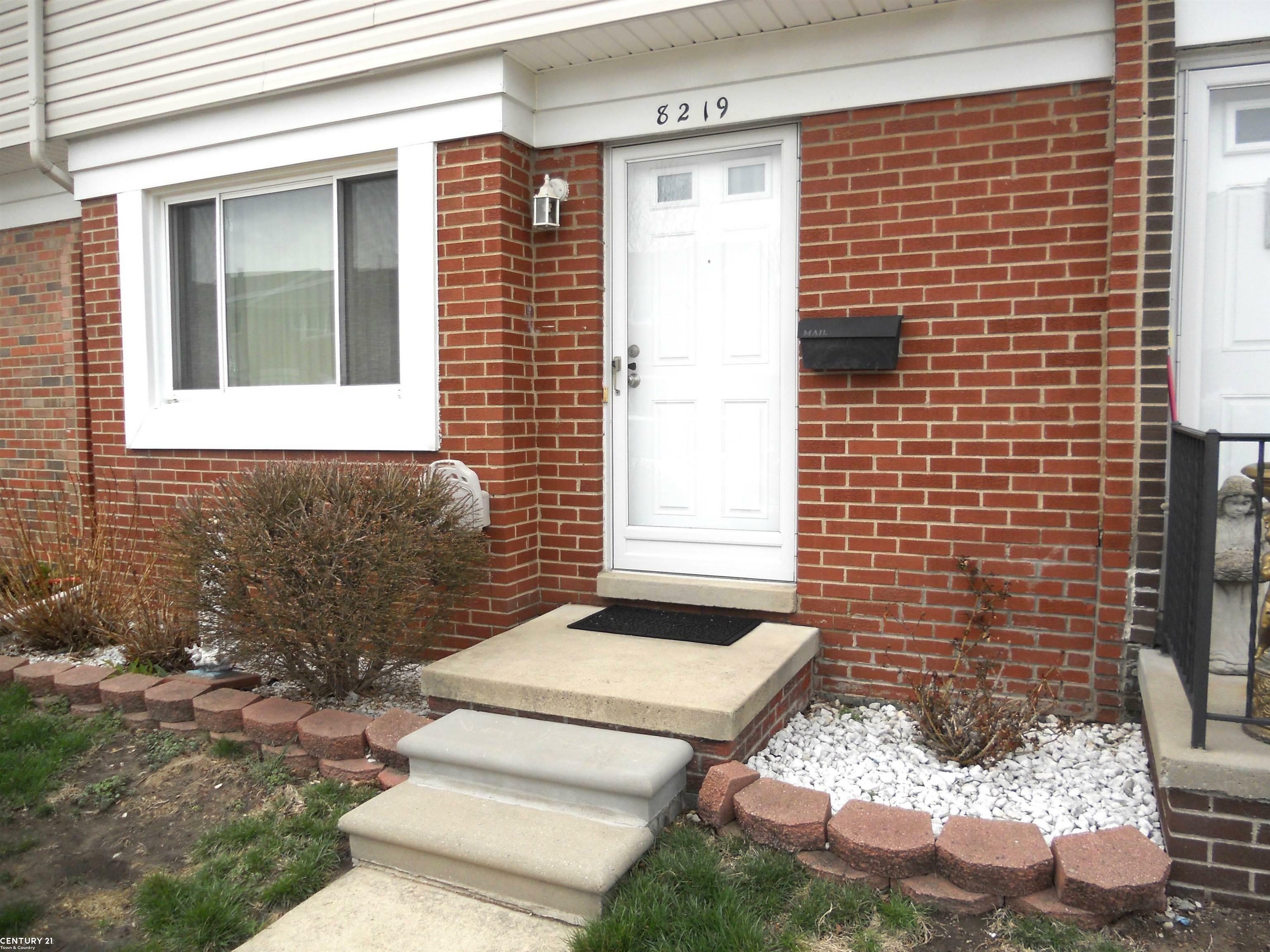Property Photo: 8219 Dartmouth Avenue MI 48093