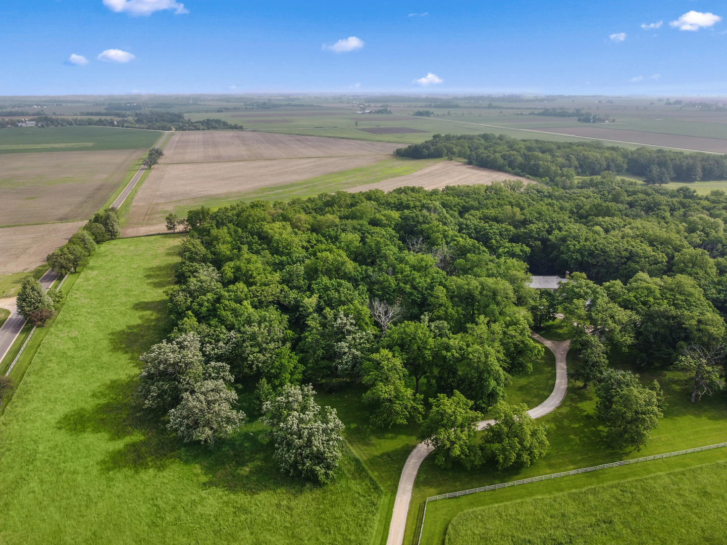 Property Photo: 7208 White Oaks Road IL 60033