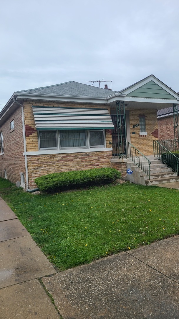 Property Photo: 8147 S Kedzie Avenue IL 60652