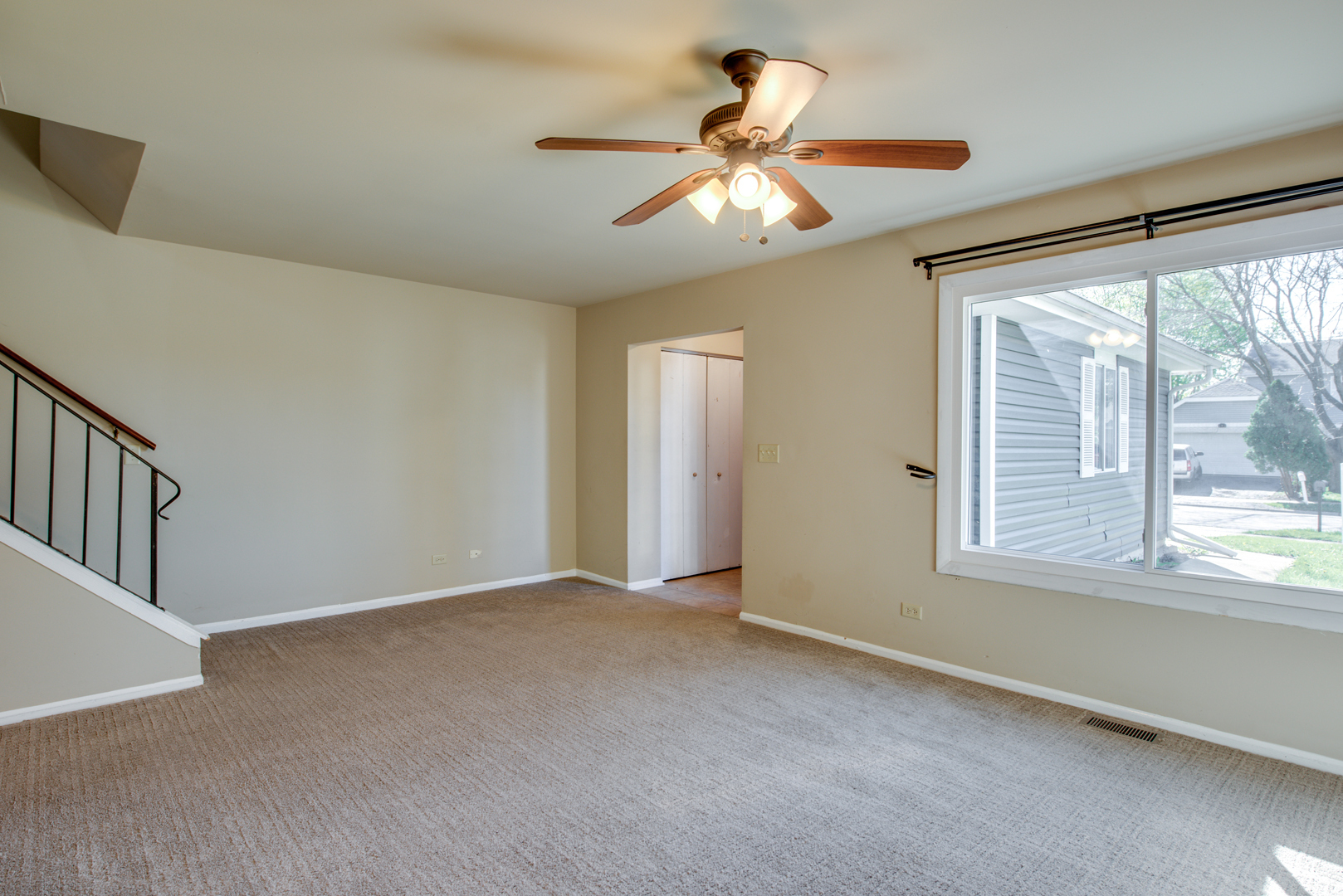 Property Photo: 1160 Brockton Court IL 60504