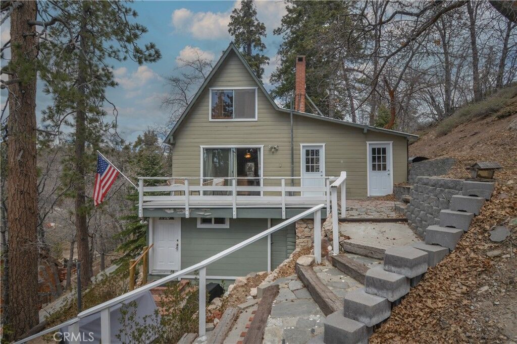 Property Photo: 33867 Cedar Oak Lane CA 92341