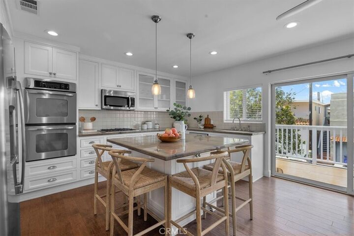 Property Photo: 3516 Alma Avenue CA 90266