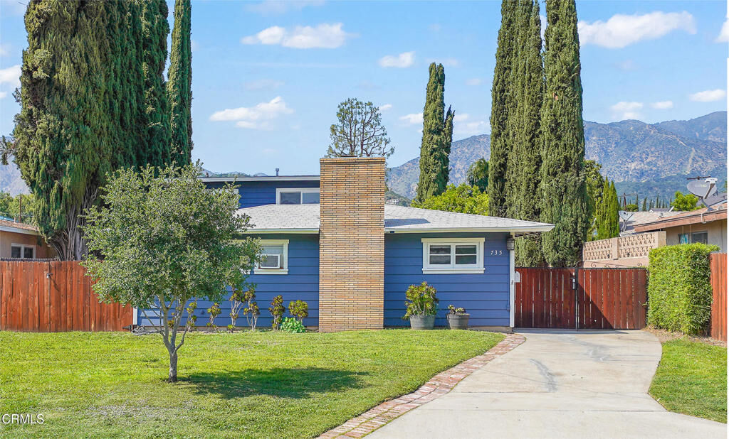 Property Photo: 735 W Lemon Avenue CA 91016