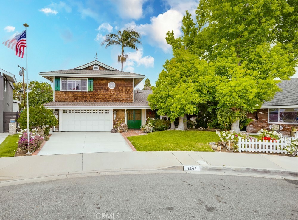 Property Photo: 2144 Iris Place CA 92627