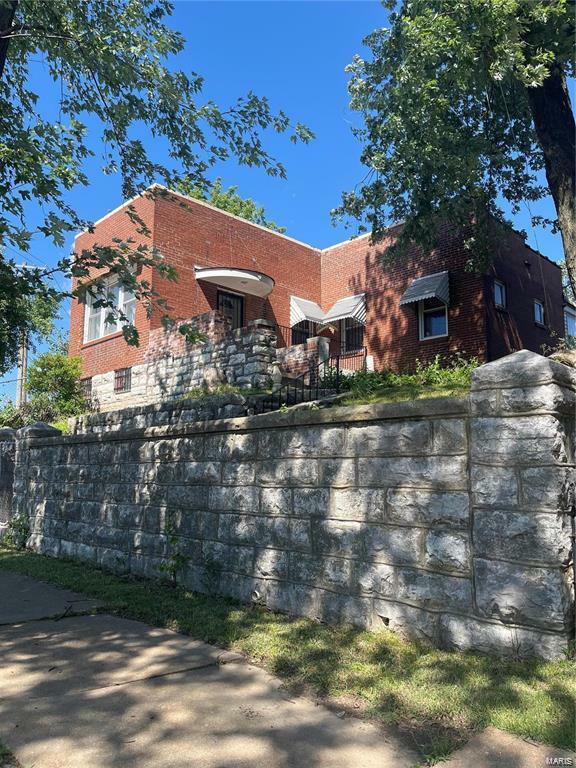 Property Photo: 4640 Nebraska Avenue MO 63111