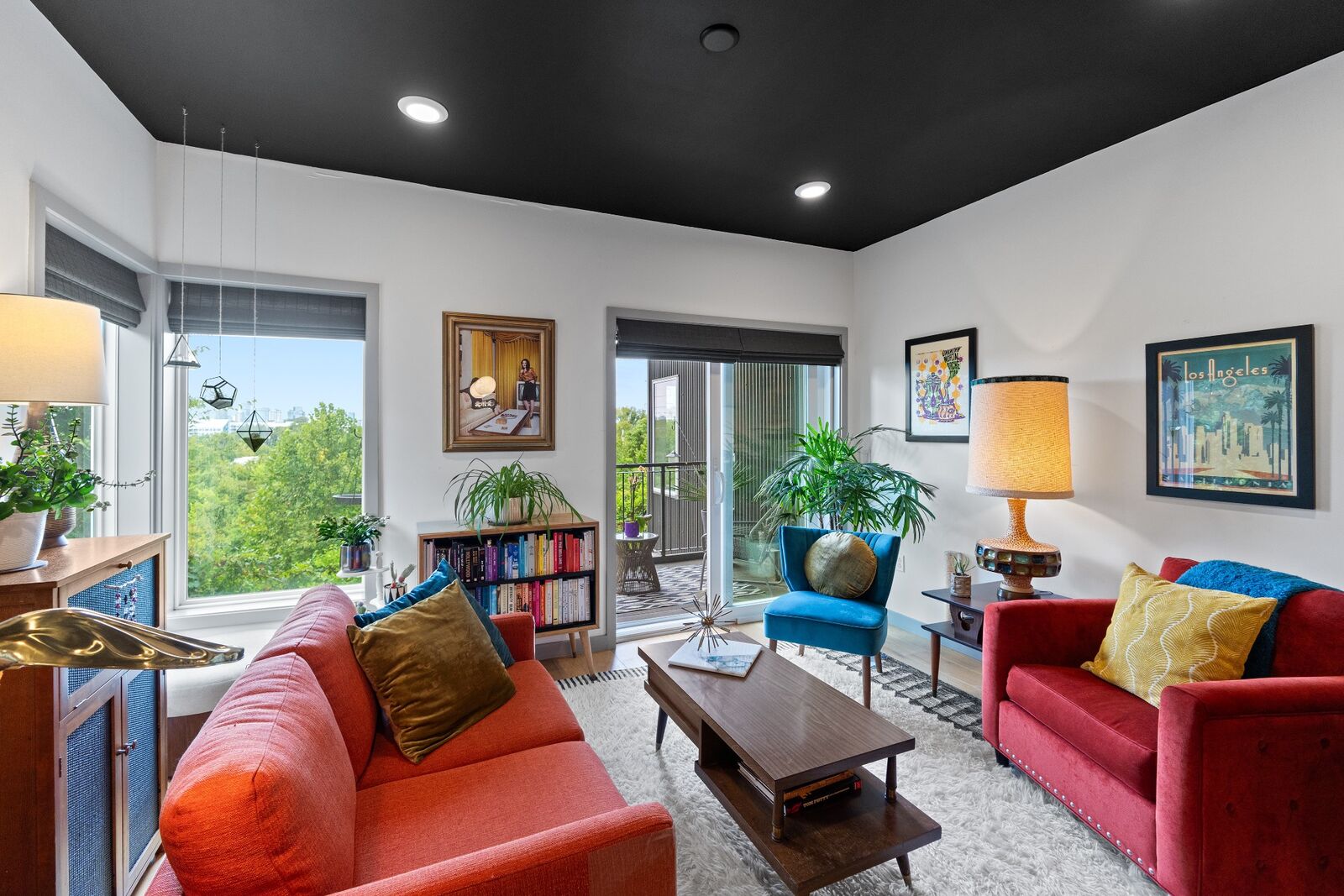 Property Photo:  400 Herron Dr 101  TN 37210 